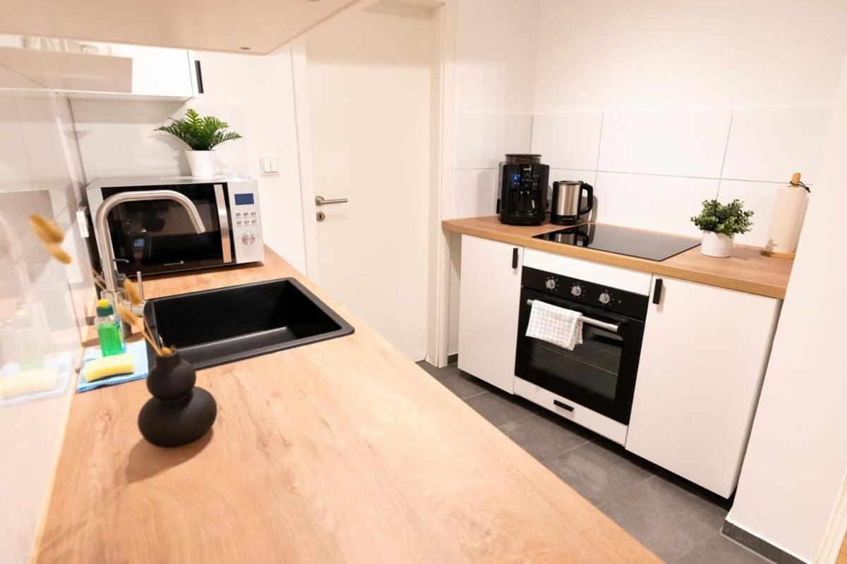 Hamburg City Apartment For 5 Екстер'єр фото